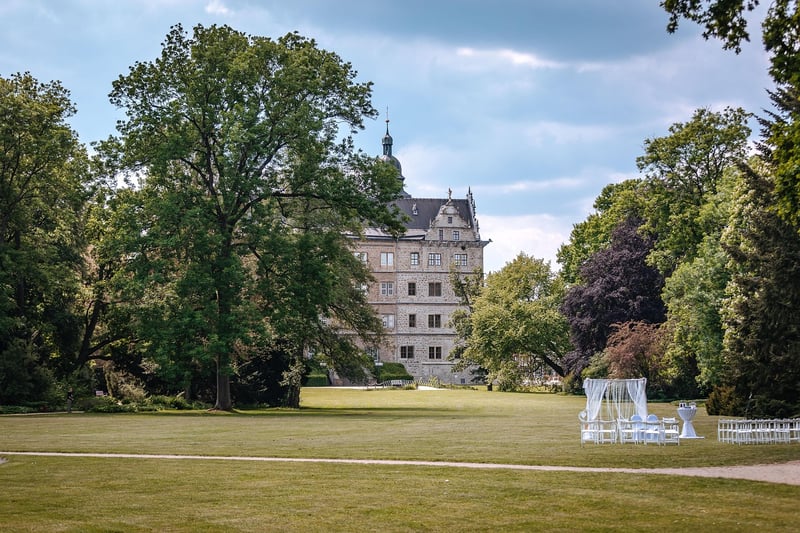 The Grand Manor Estate